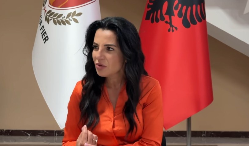 Balluku prezanton administratorët e rinj në Fier: Shërbime më të lehta për qytetarët