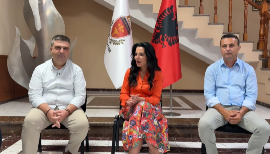 Balluku: Prioritet, forcimi i administratës lokale dhe lirimi i hapësirave publike në Fier