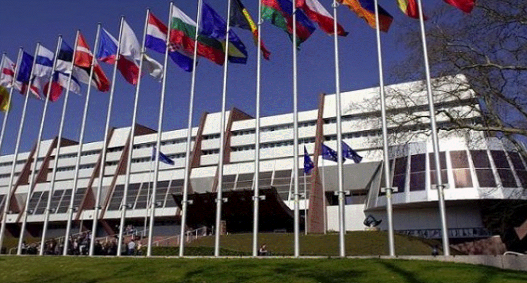 Bashkimi Europian përpjekje për të qetësuar marrëdhëniet me SHBA-në, pezullon tarifat