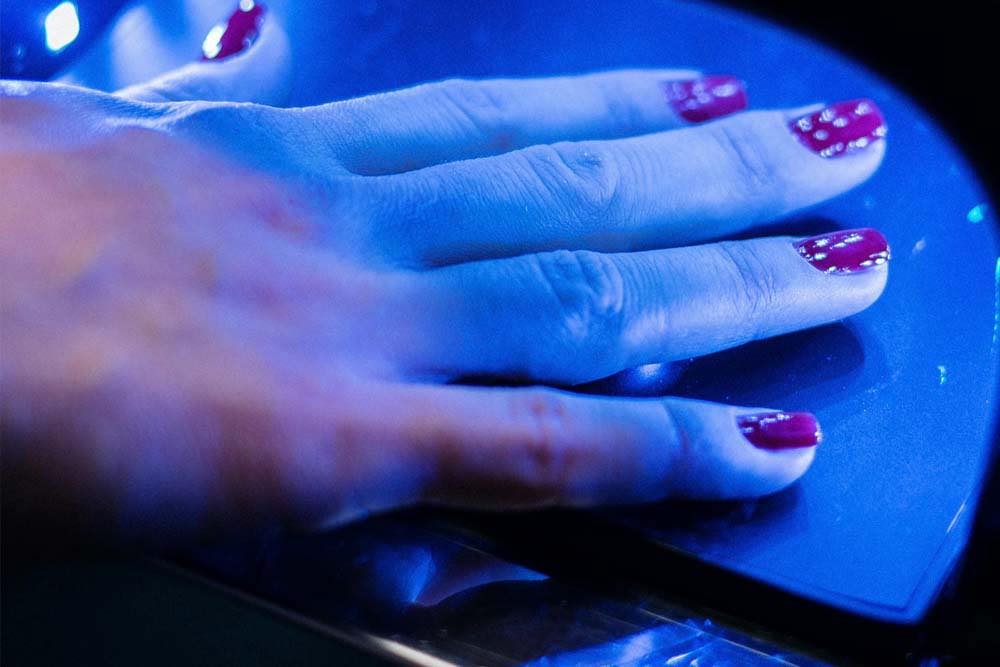 BE: Llakët gjysmë–të përhershëm për thonj ndalohen që nga shtatori