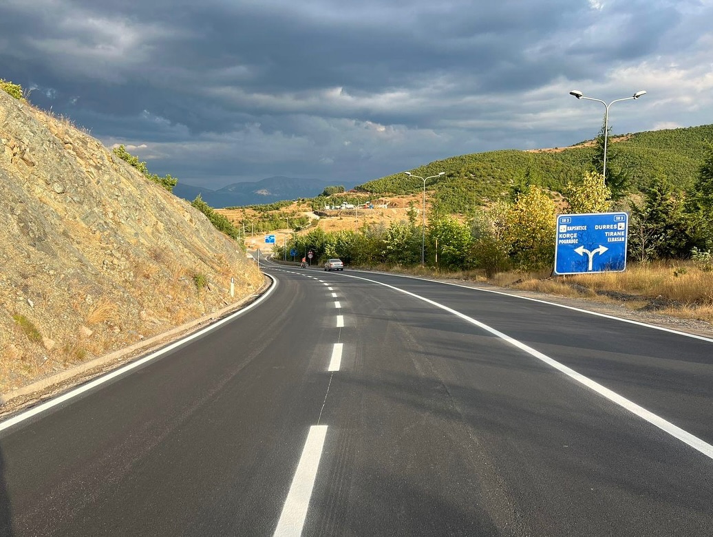 Belinda Balluku: Përfunduan riparimet në segmentin rrugor Qafë Thanë – Dogana Qafë Thanë