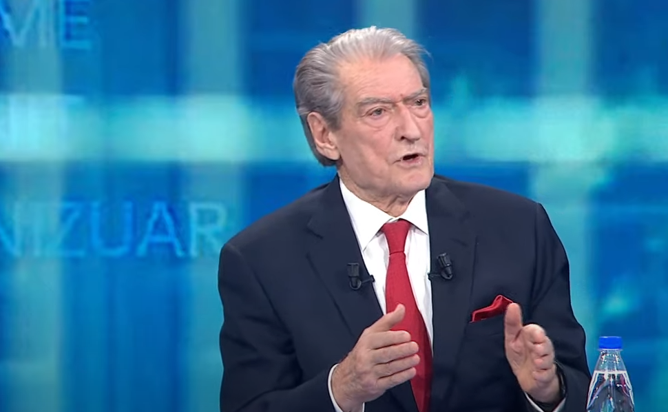 Berisha ngrit alarmin për platformën TXEX: Shumë qytetarë janë mashtruar, mund të përdoren për shantazh elektoral