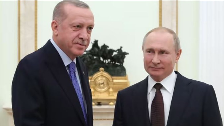 Biseda telefonike mes Putin dhe Erdogan, presidenca turke: Mbështesim përpjekjet për paqe në Ukrainë