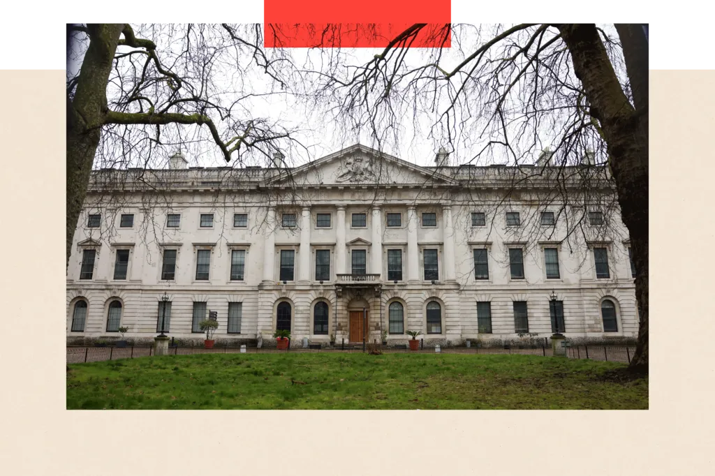 Do të jetë më e madhja në Europë! Pse kundërshtohet ambasada e re e Kinës në Britani