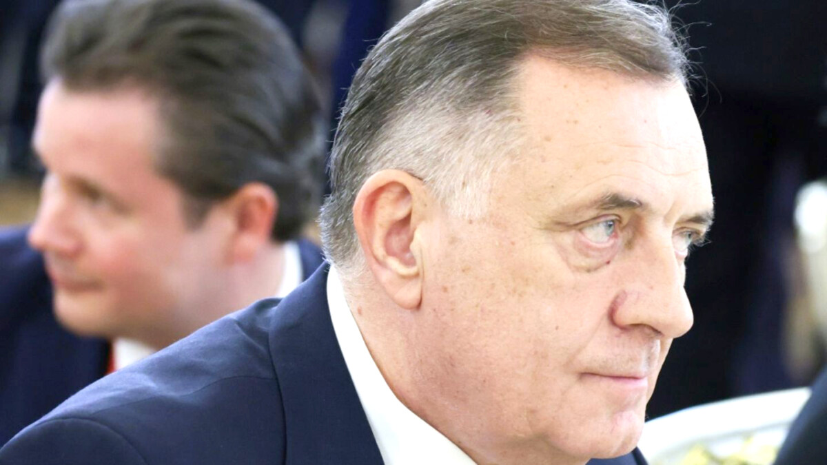 Dodik nuk heq dorë nga pushteti, Republika Srpska po hyn në një krizë të re, si ish-presidenti e shkeli ligjin përsëri