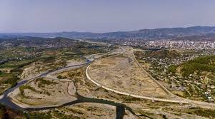 DPSHTRR: Nisin punimet e para për nivelimin e sheshit të Auto Moto Park Elbasan