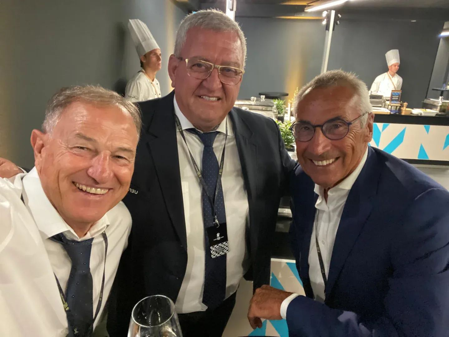 Duka ribashkon dy ish-trajnerët e Kombëtares në finalen e UEFA Super Cup