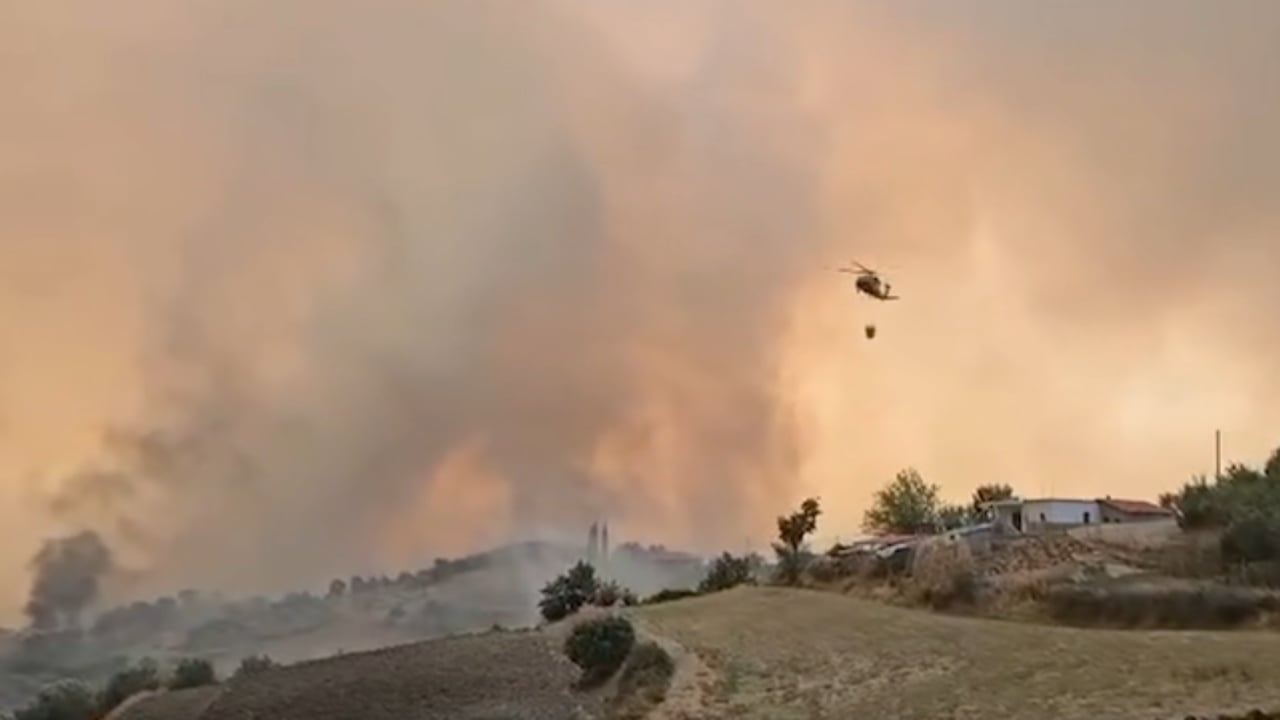“Dy ditë dhe net të vështira”, Rama u bën thirrje banorëve: Tregohuni të kujdesshëm, sinjalizoni çdo vatër zjarri para se të jetë vonë