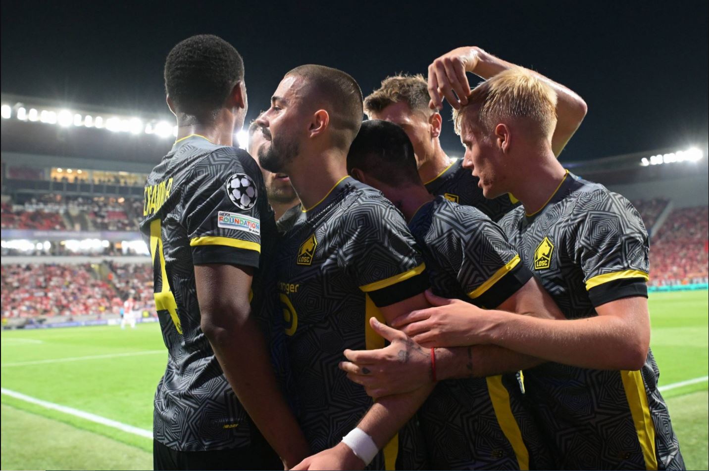 E ardhmja e Zhegrovës, sulmuesi në kontakte me klubin e njohur