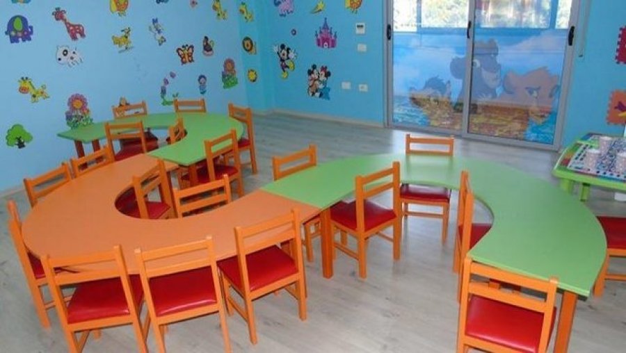 E rëndë/ 4-vjeçari lëndohet gjatë lojës në kopësht, transportohet në spital, policia nis hetimet