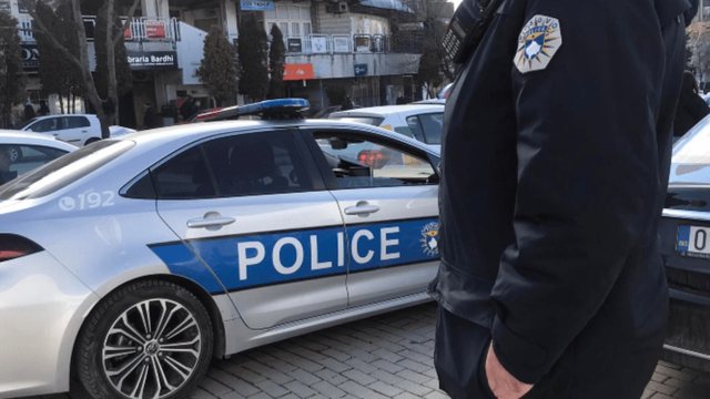 E rëndë/ Rrëmbehet vajza para shtëpisë, kalimtari ndjek autorin dhe rikthen vajzën te familja