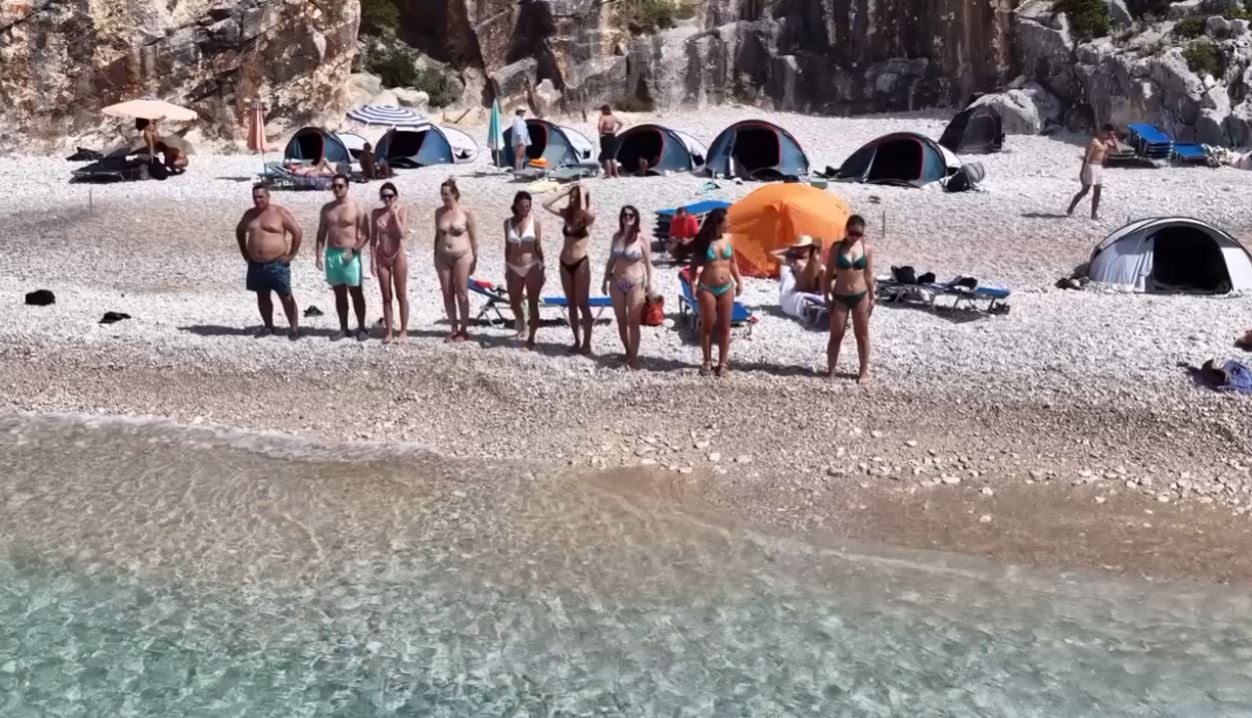 Edi Rama sjell një moment magjik nga Gjiri i Gramës, nga ky peizazh që flet më shumë se fjalët