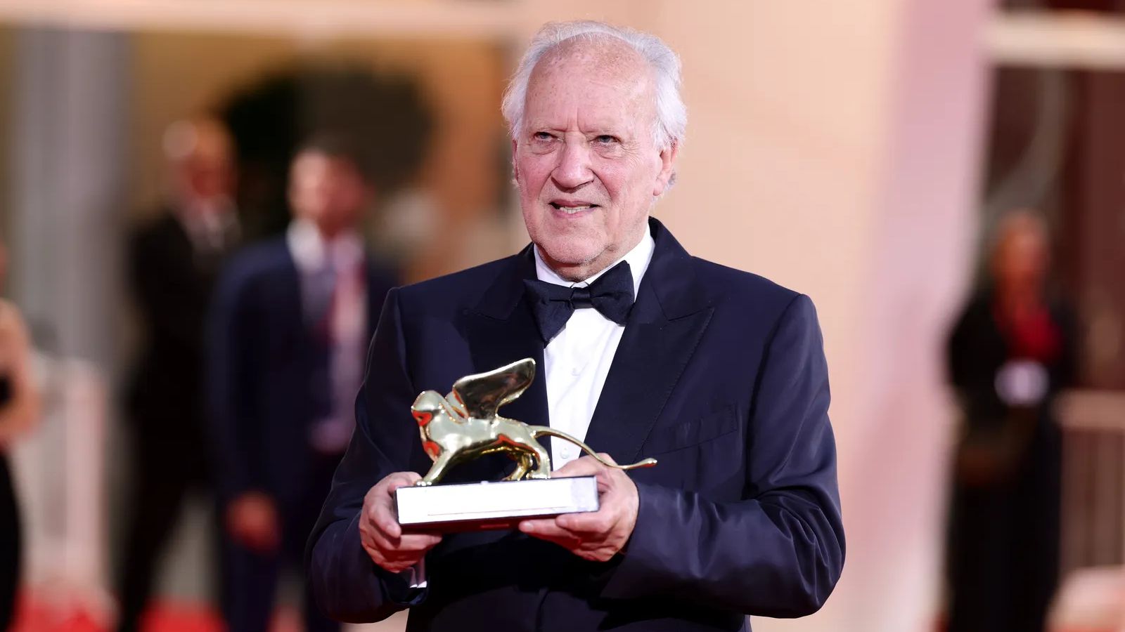 Festivali i Filmit në Venecie, Werner Herzog fiton Luanin e Artë për karrierën