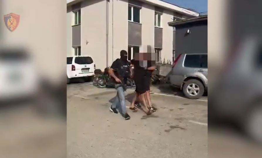 Fier/ Arrestohet një 19-vjeçar, i kërkuar në Itali për trafik droge