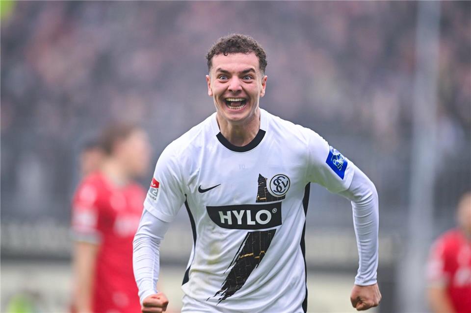 Fisnik Asllani shënon gol në javën e parë në Bundesligë