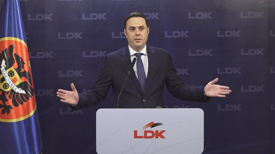 “Fitore e injorancës dhe gabim i pafalshëm”, Abdixhiku reagon pas zgjedhjes së Bashës