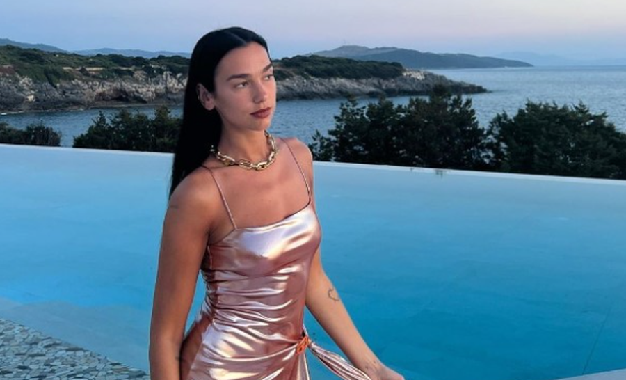 FOTO/ Dua Lipa zgjedh Ksamilin për të pushuar, ja ku është vendosur këngëtarja