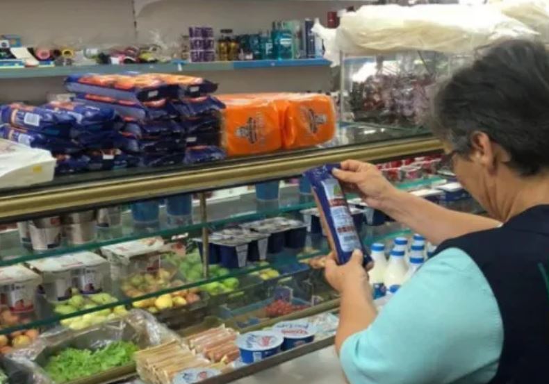 Gjoba dhe tarifa të rënda për bizneset/ Ja projektligji që ndryshon tregun ushqimor!