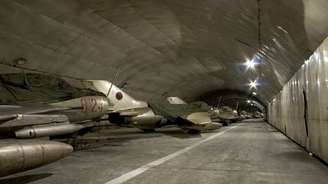 Gramshi nuk është rasti i parë! Si u “spiunua” baza e Kuçovës dhe “Defender Europe 2021” një vit më parë