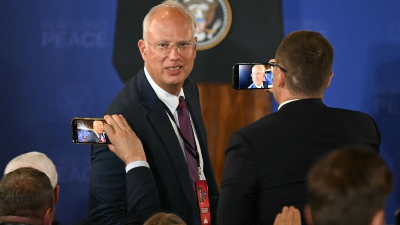 “Harroje Krimenë dhe anëtarësimin në NATO”, ndihmësi i Putin shpërndan postimin e Trump: Le të mbizotërojë sot paqja në Ditën e Madhe