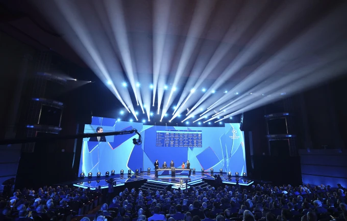 Hidhet shorti, përplasje titanësh në Champions League që në fazën e ligës