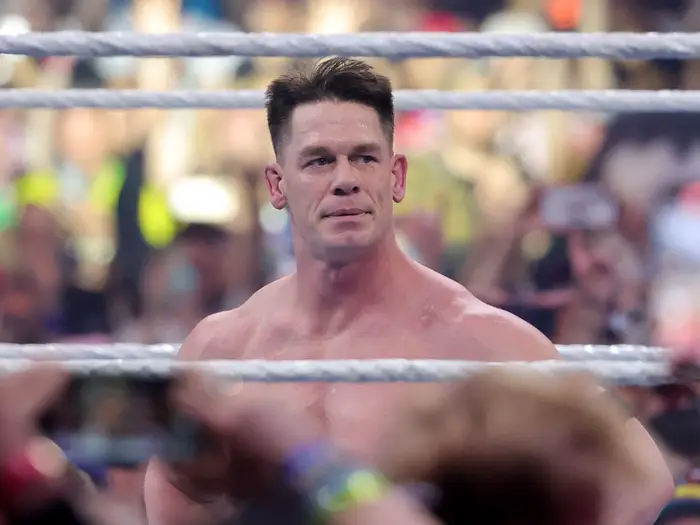 John Cena tregon arsyen pse vendosi të bëjë transplant flokësh