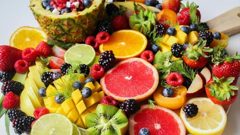 Ju mbajnë të hidratuar gjatë ditëve të nxehta, ja cilat janë frutat dhe perimet më të pasura me ujë