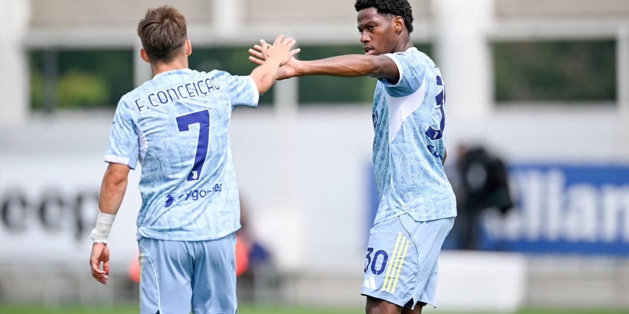 Juventusi, vetëm barazim në miqësoren ndaj Reggiana. Mbrojtja “lëkundet”, por Vlahovic është aty