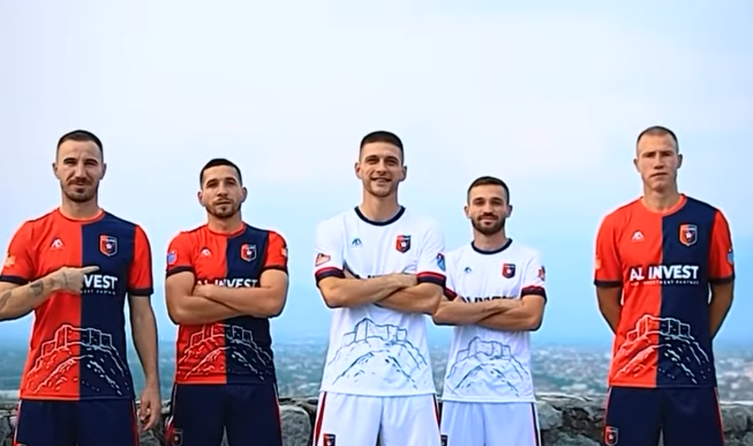 Kalaja e Rozafës e dizenjuar në fanellë, Vllaznia prezanton uniformat e reja me emblemat e qytetit të Shkodrës