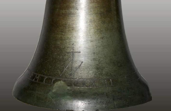 Kambana e vitit 1462 e cila mendohet se është përdorur për lajmërimin e v.dekjes së Skënderbeut