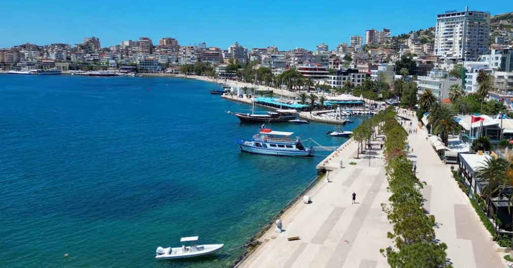 Kapiteneria e Portit: Nesër ndalohet dalja në det për çdo mjet turistik dhe peshkimi