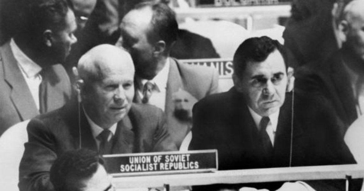 “Kërko çfarë s’të ka takuar kurrë dhe kërcëno, dikush do të bjerë në grep”/ Si negocion Rusia?