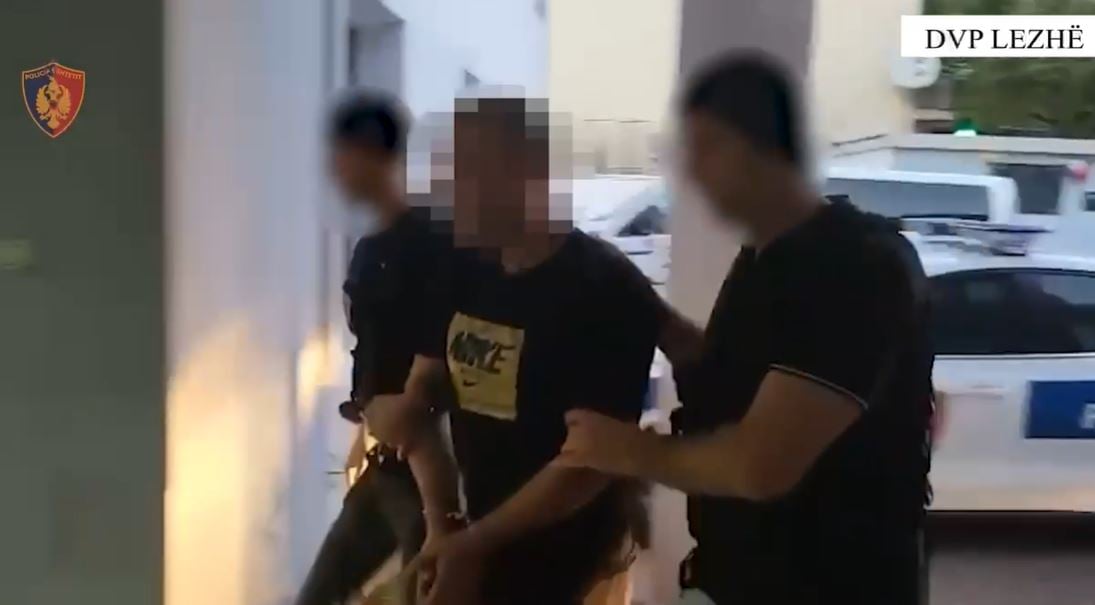 Kishte 3 muaj që i fshihej policisë, kapet në Laç i kërkuari për trafik armësh