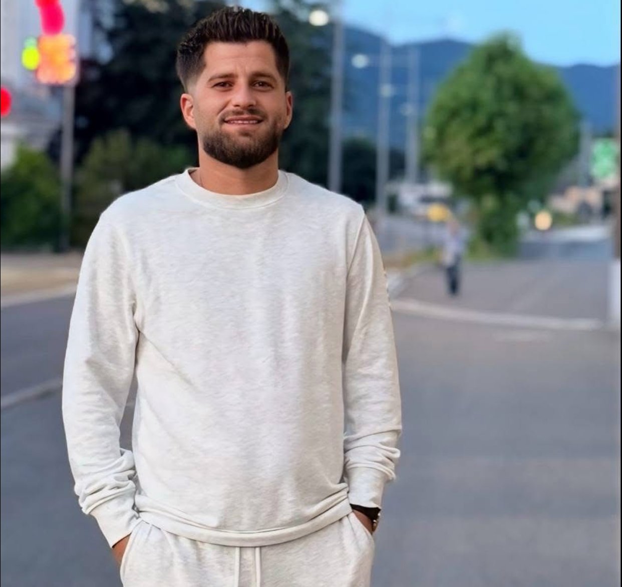 Kishte veshur bluzën me portretin e Arkanit, boksieri shqiptar rreh në mes të Zyrihut djalin e kriminelit serb