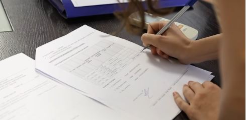 Koçiu: 962 profesionistë i bashkohen sistemit shëndetësor publik