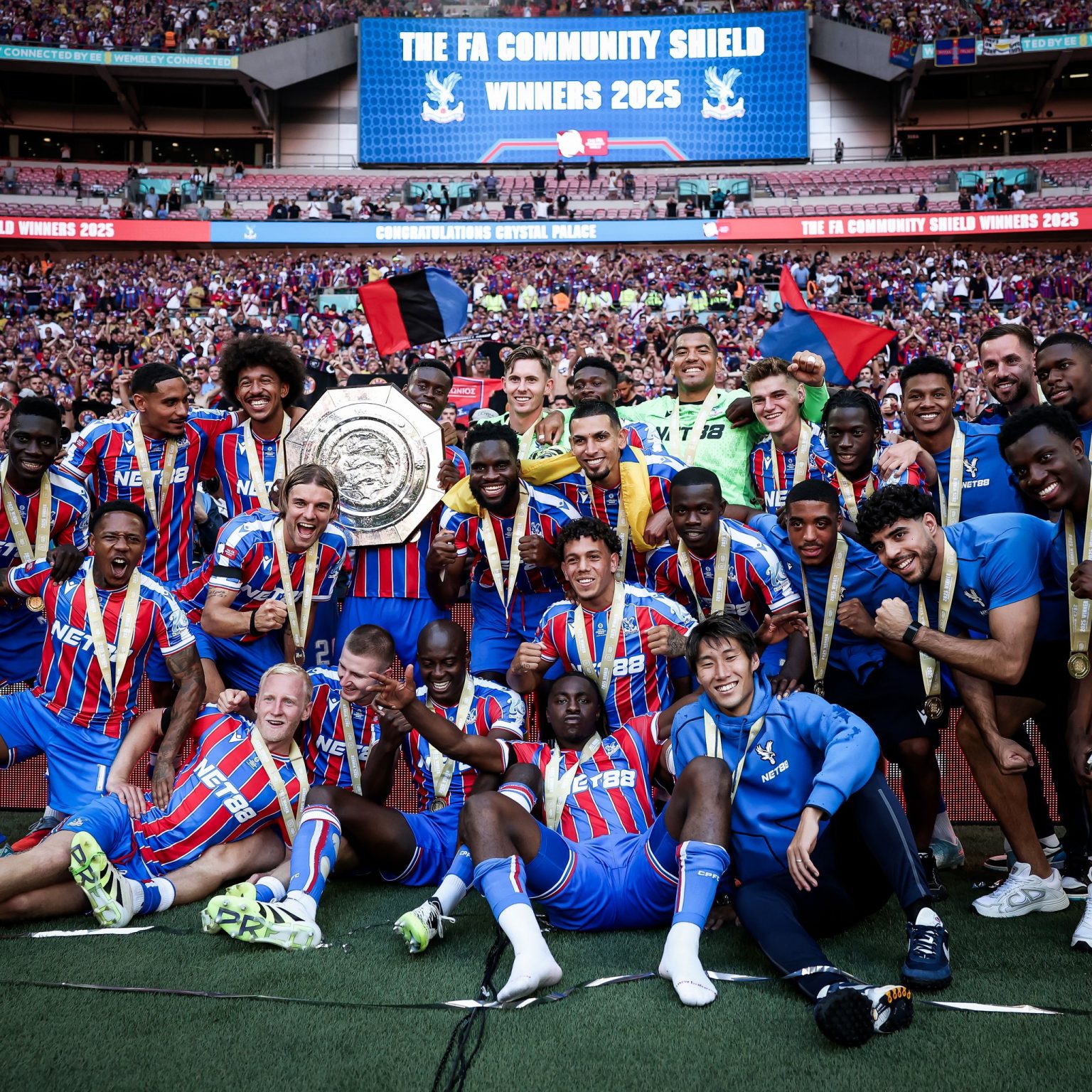 Kristal Palasë dy trofe me Glasner në timon