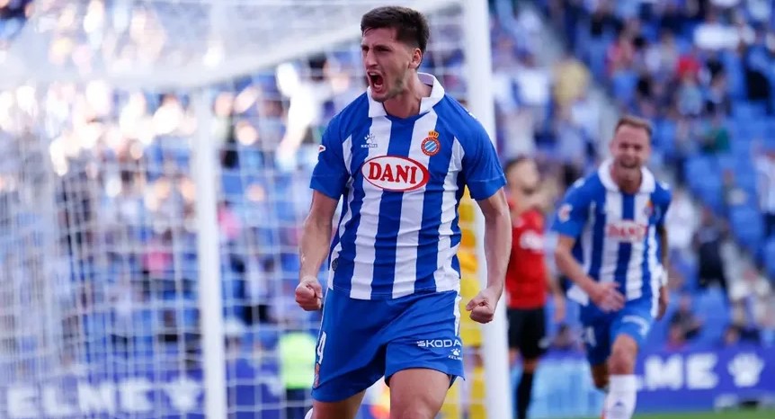 Kumbulla me skuadër të re, ja ku do të luajë këtë sezon mbrojtësi i Kombëtares