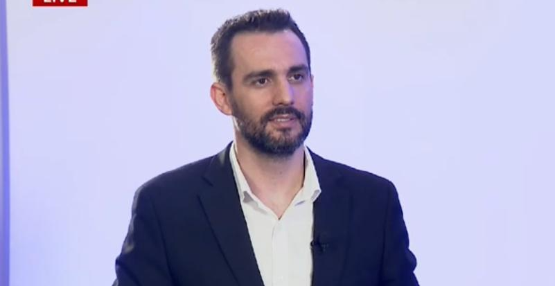 Lapaj pasi nuk hyri në parlament: Ndihem i tradhtuar nga Endri Shabani, ka ngrënë bukë tek shtëpia e nënës sime