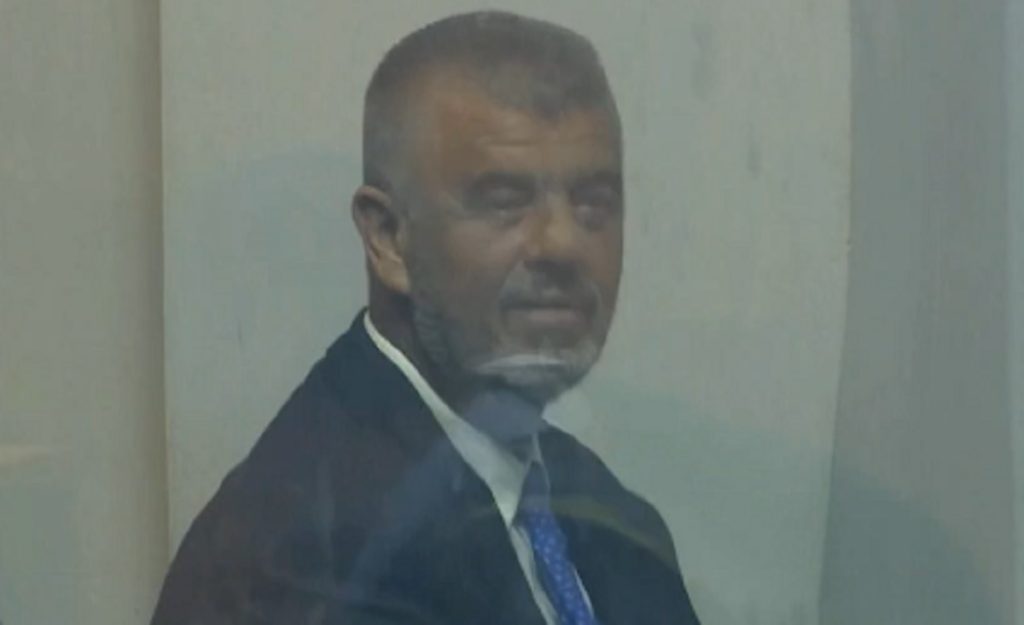 Lefter Koka lë përkohësisht qelinë, i miratohen 8 orë leje