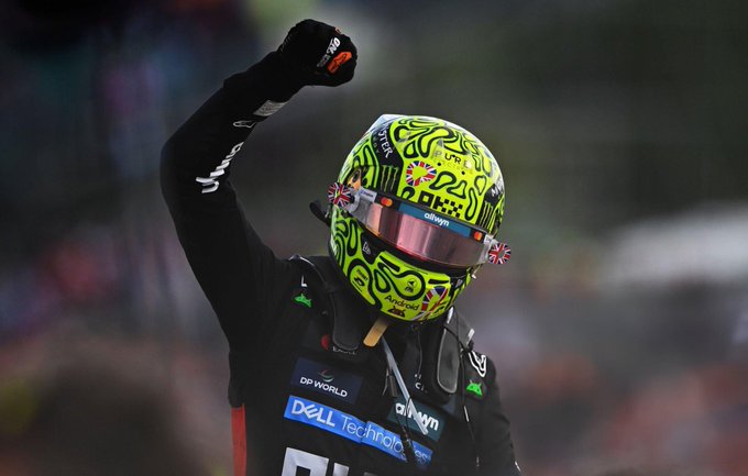 Leklerk pa fuqi motorike, Norris fiton Çmimin e Madh të Hugarisë