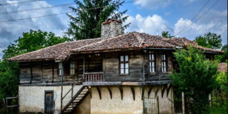 Mandrica, fshati i bukur shqiptar në Bullgari