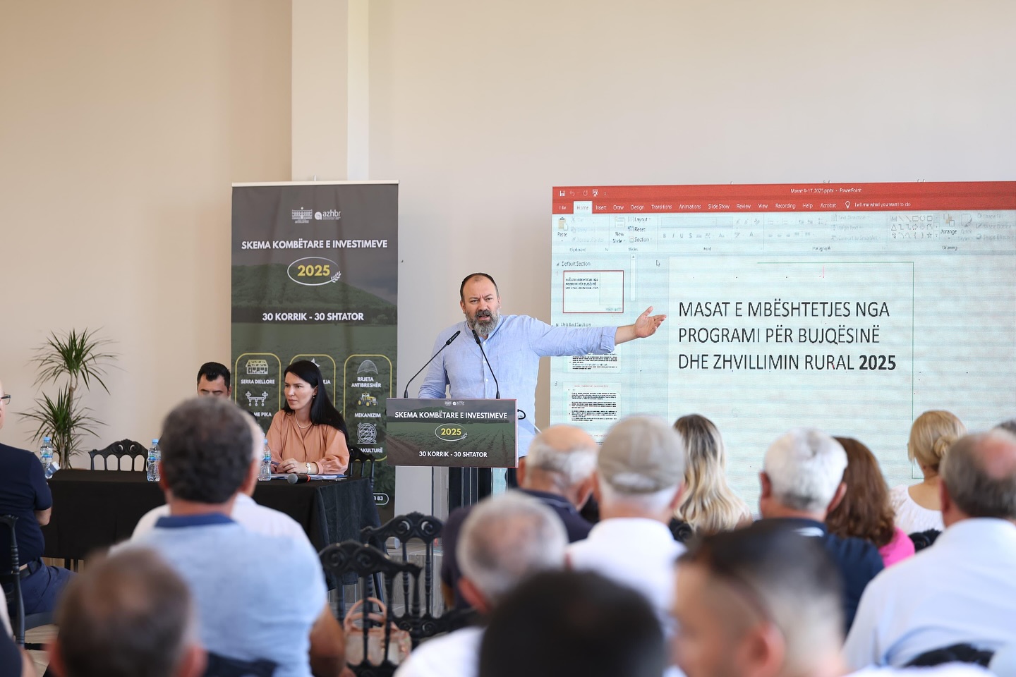 Mazniku takim me fermerët në Elbasan: Skema e investimeve, mundësi reale për të rritur prodhimin dhe fitimin