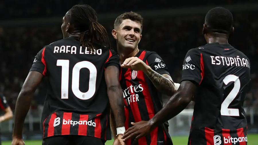 Milani i ri bind në debutimin zyrtar, Igli Tare del hapur për çështjen e sulmuesit