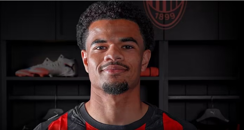 Milani zyrtarizon mbrojtësin e ri, kontratë 5-vjeçare. Athekame zgjedh fanellën me numrin 24