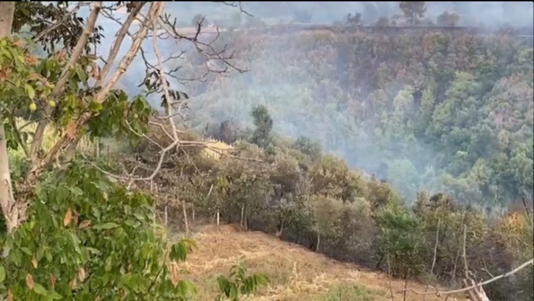 Ministria e Mbrojtjes thirrje edhe banorëve të 4 fshatrave në Poliçan që të largohen nga banesat