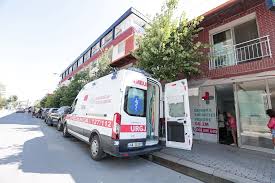 Ministria e Shëndetësisë: Mbi 1,000 konsulta mjekësore këtë sezon në qendrat verore