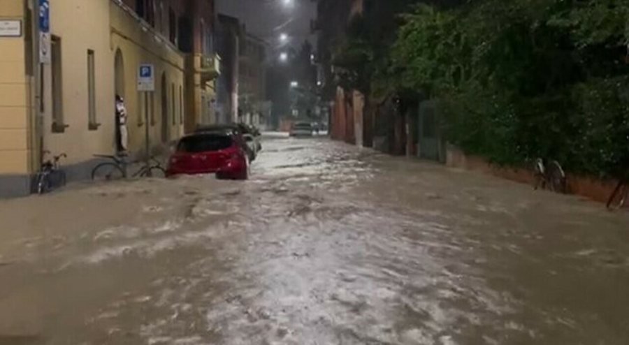 Moti i keq godet sërish Italinë, përmbytje, stuhi dhe alarm në disa rajone