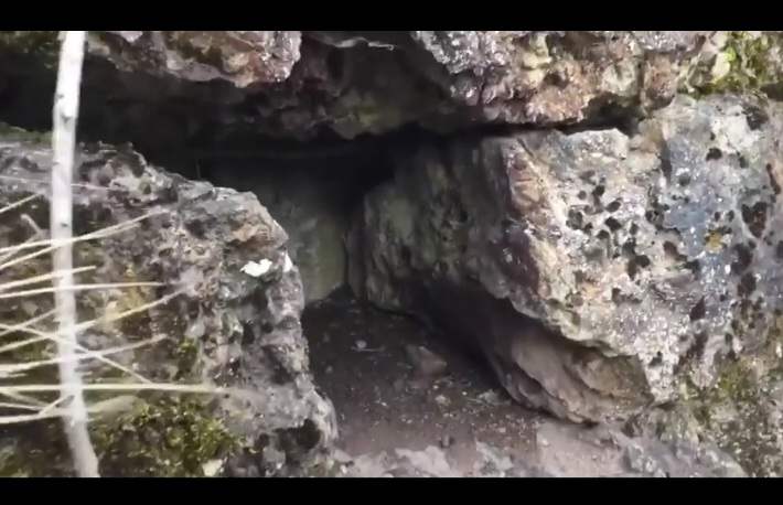 Muri mesjetar rreth 15 metra i gjatë në fshatin Vidishiq të Shalës së Bajgorës