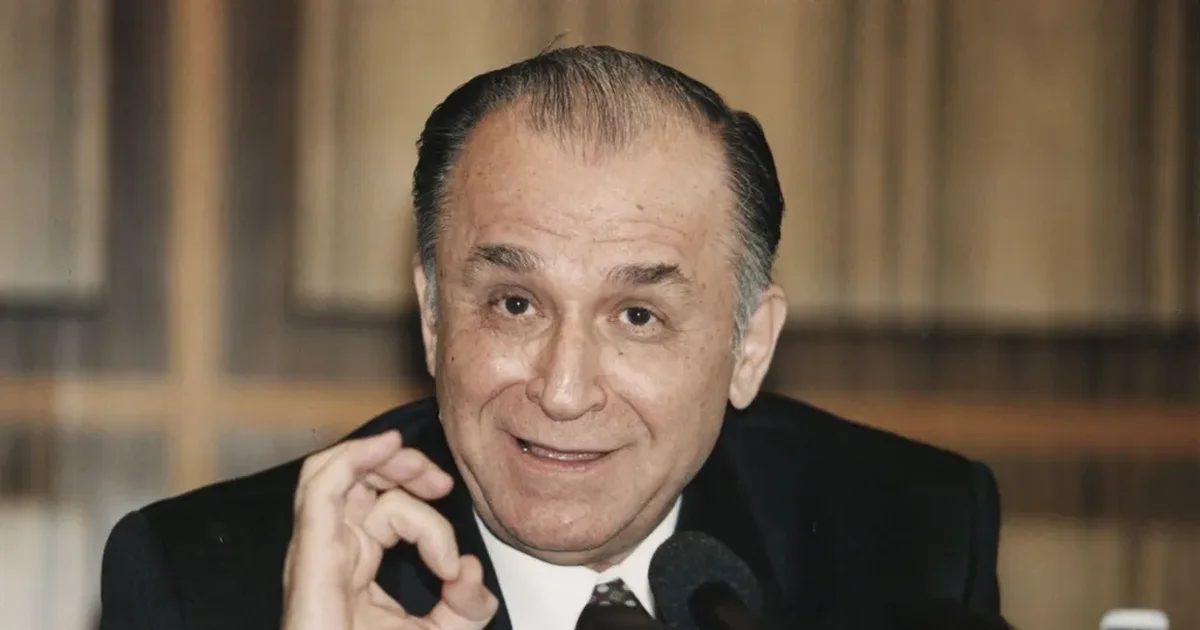 Ndahet nga jeta Ion Iliescu, presidenti i parë post-komunist i Rumanisë