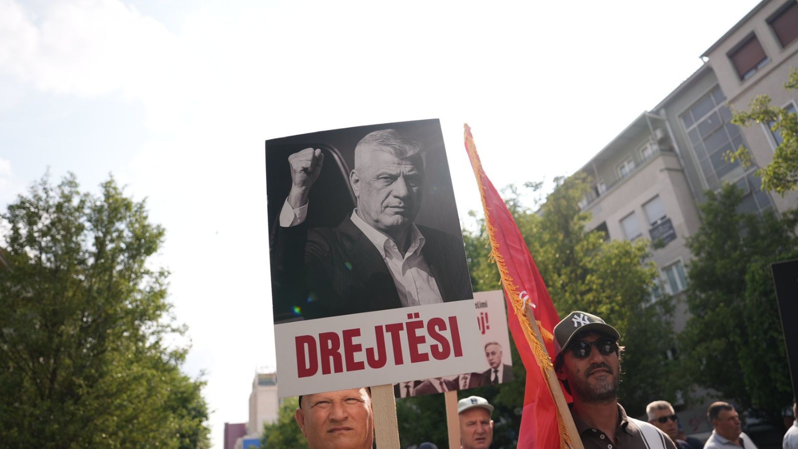 Një propozim nga Tirana pas protestës anti-Speciales në Prishtinë